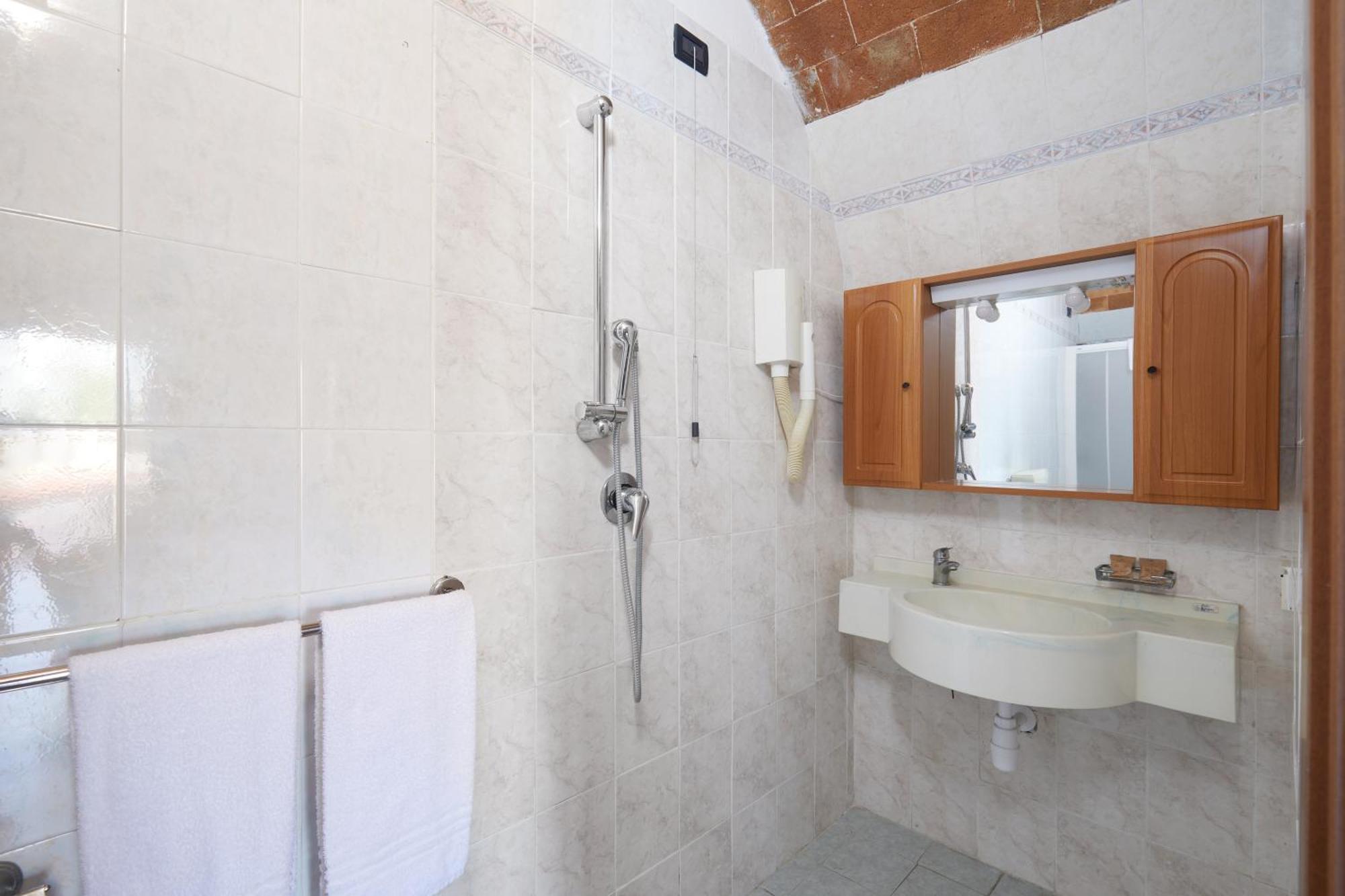 Relais Belvedere Montecatini Val di Cecina Rum bild
